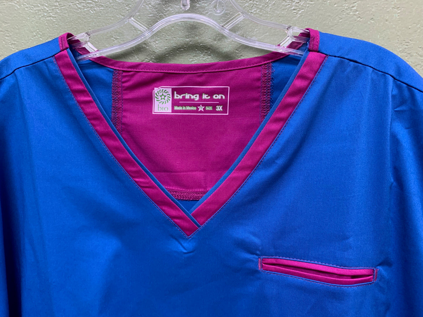 CLEARANCE misc colors two pockets solid scrub tops!